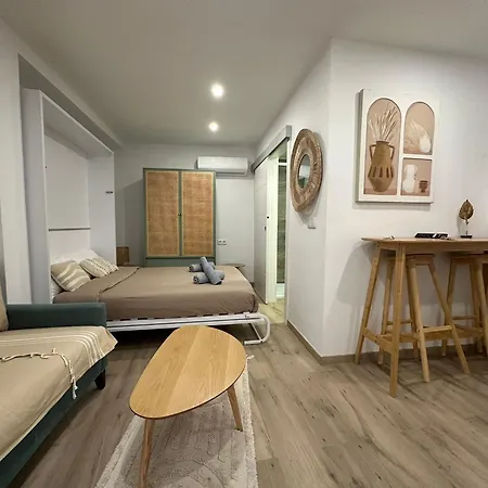 Mini Apartament Kiana Gam Alicante Zewnętrze zdjęcie
